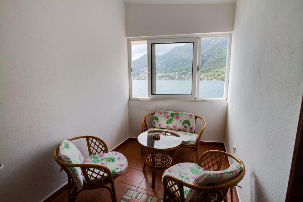 Apartmani Vesna Tivat Exteriér fotografie