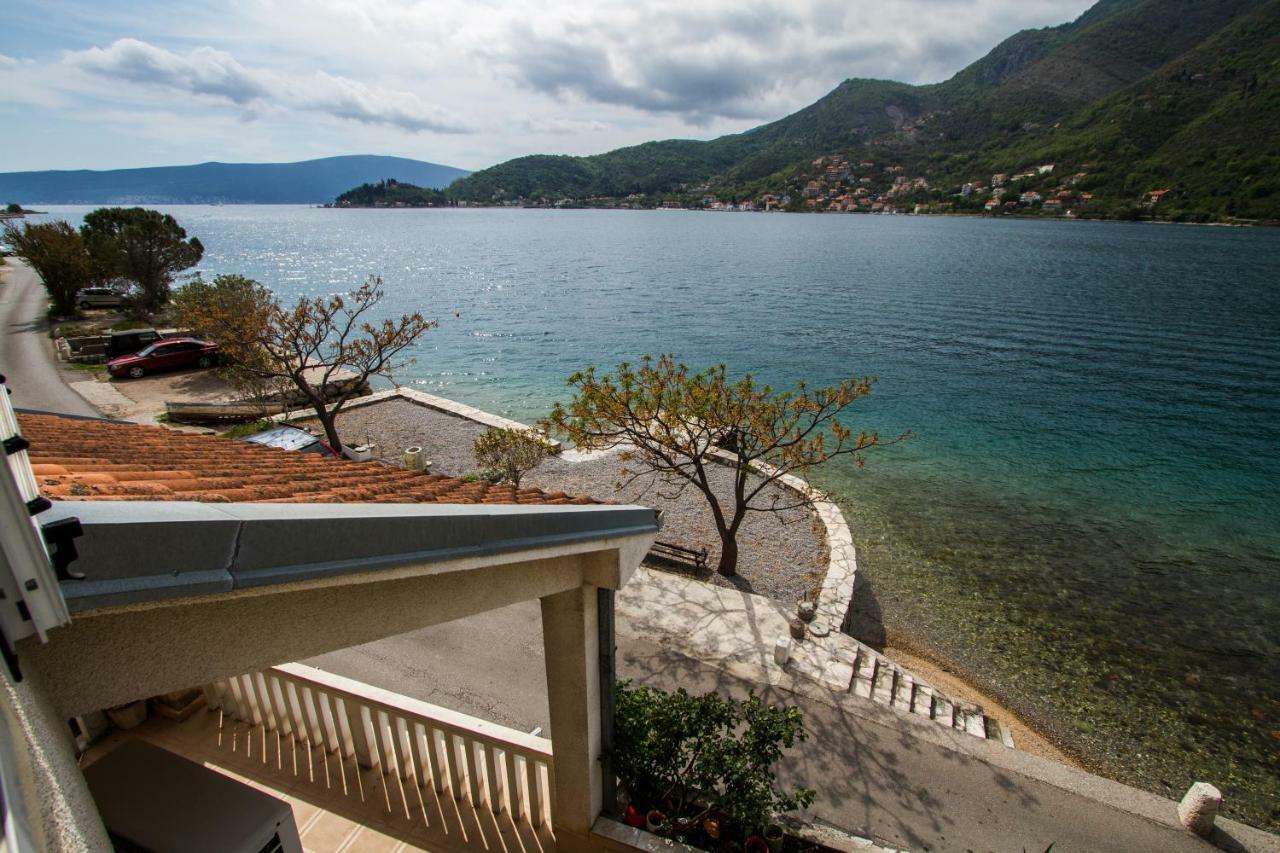 Apartmani Vesna Tivat Exteriér fotografie