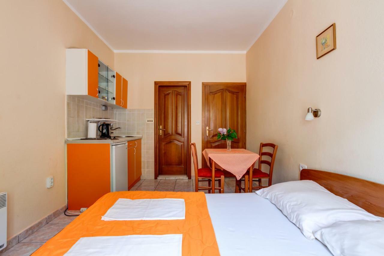 Apartmani Vesna Tivat Exteriér fotografie